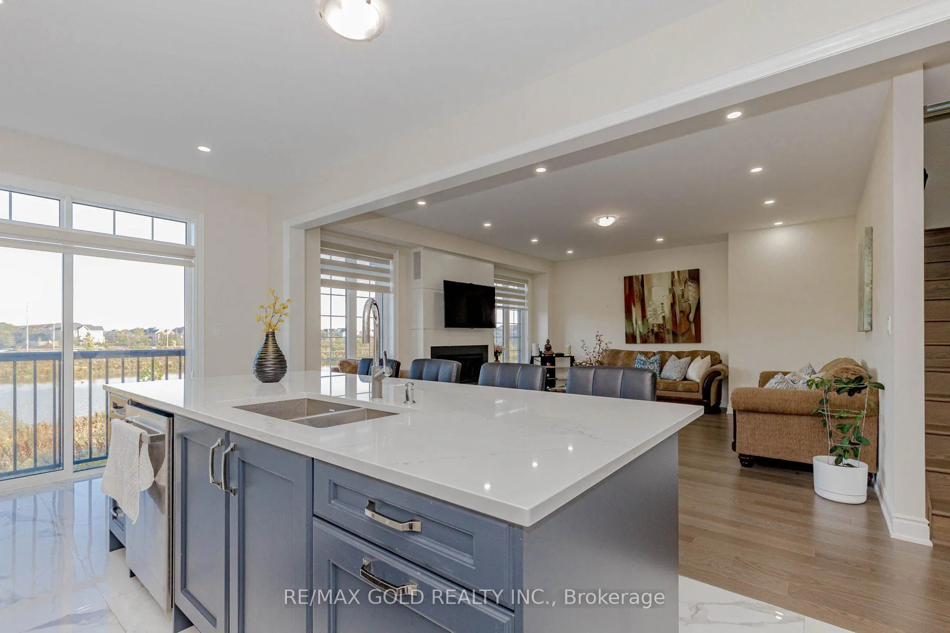 Photo 19 of 32 Claremount Drive, Welland, Prince Charles — HOMEH