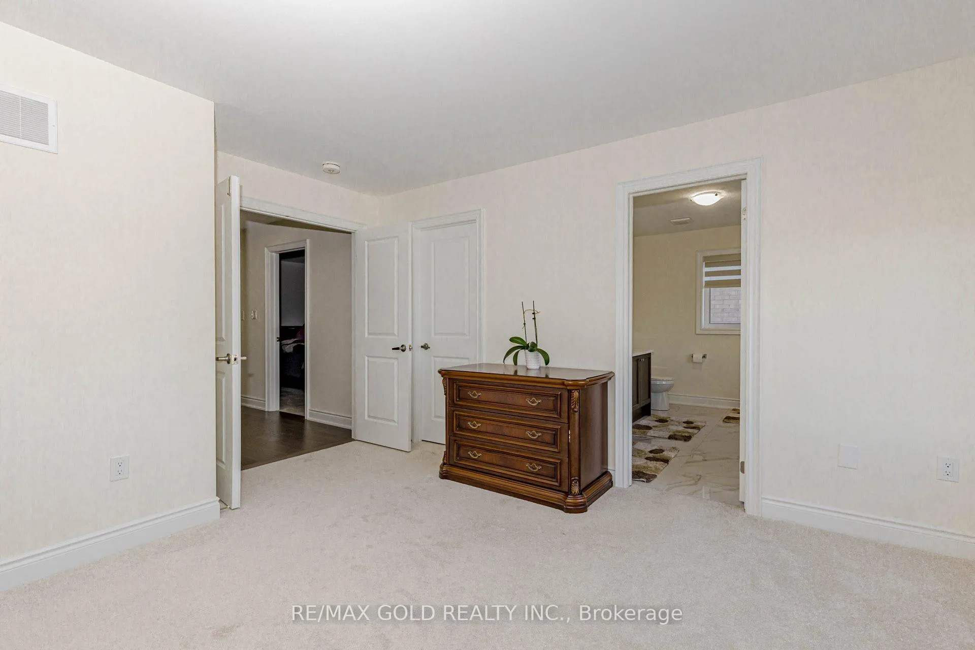 Photo 30 of 32 Claremount Drive, Welland, Prince Charles — HOMEH