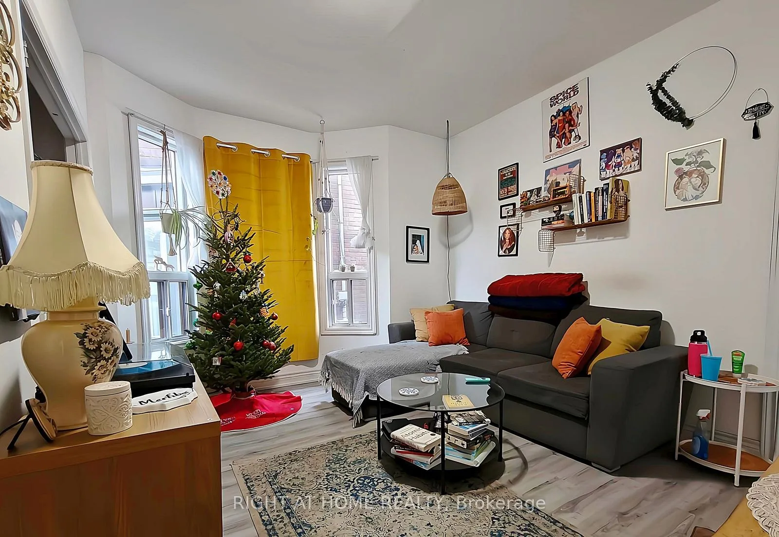 Photo 6 of Unit Lower, 567 Ossington Avenue, Toronto, Palmerston-Little Italy — HOMEH