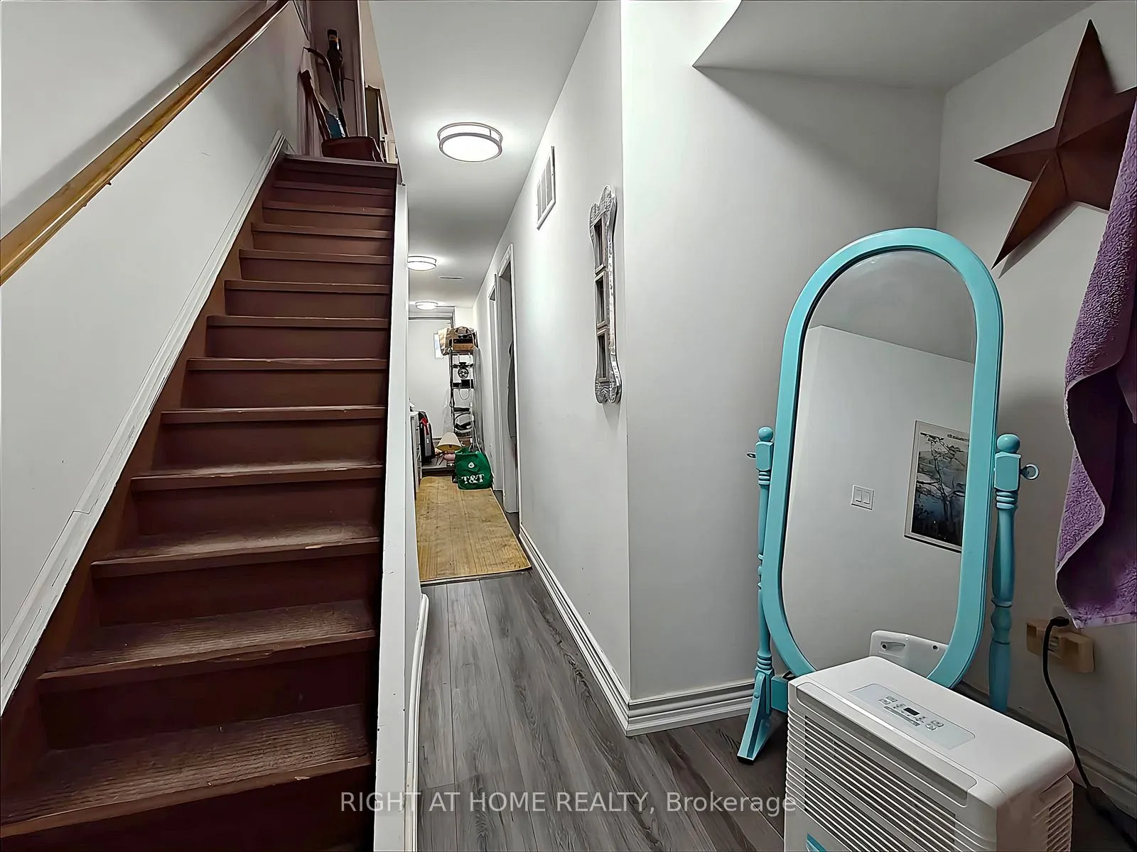 Photo 12 of Unit Lower, 567 Ossington Avenue, Toronto, Palmerston-Little Italy — HOMEH
