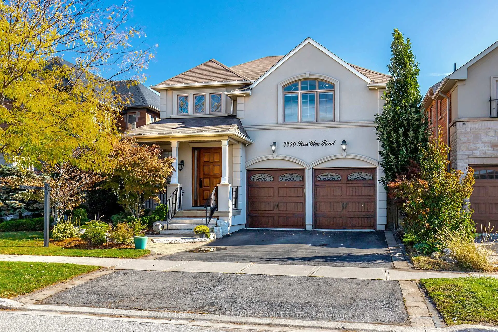 Front of 2240 Pine Glen Road