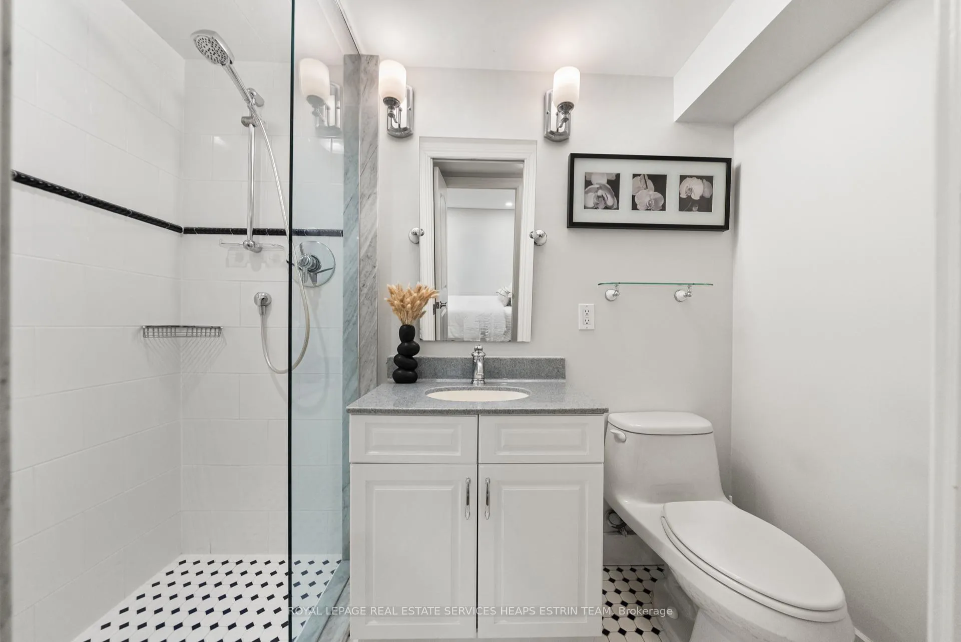 Photo 33 of 208 Hanna Road, Toronto, Leaside — HOMEH