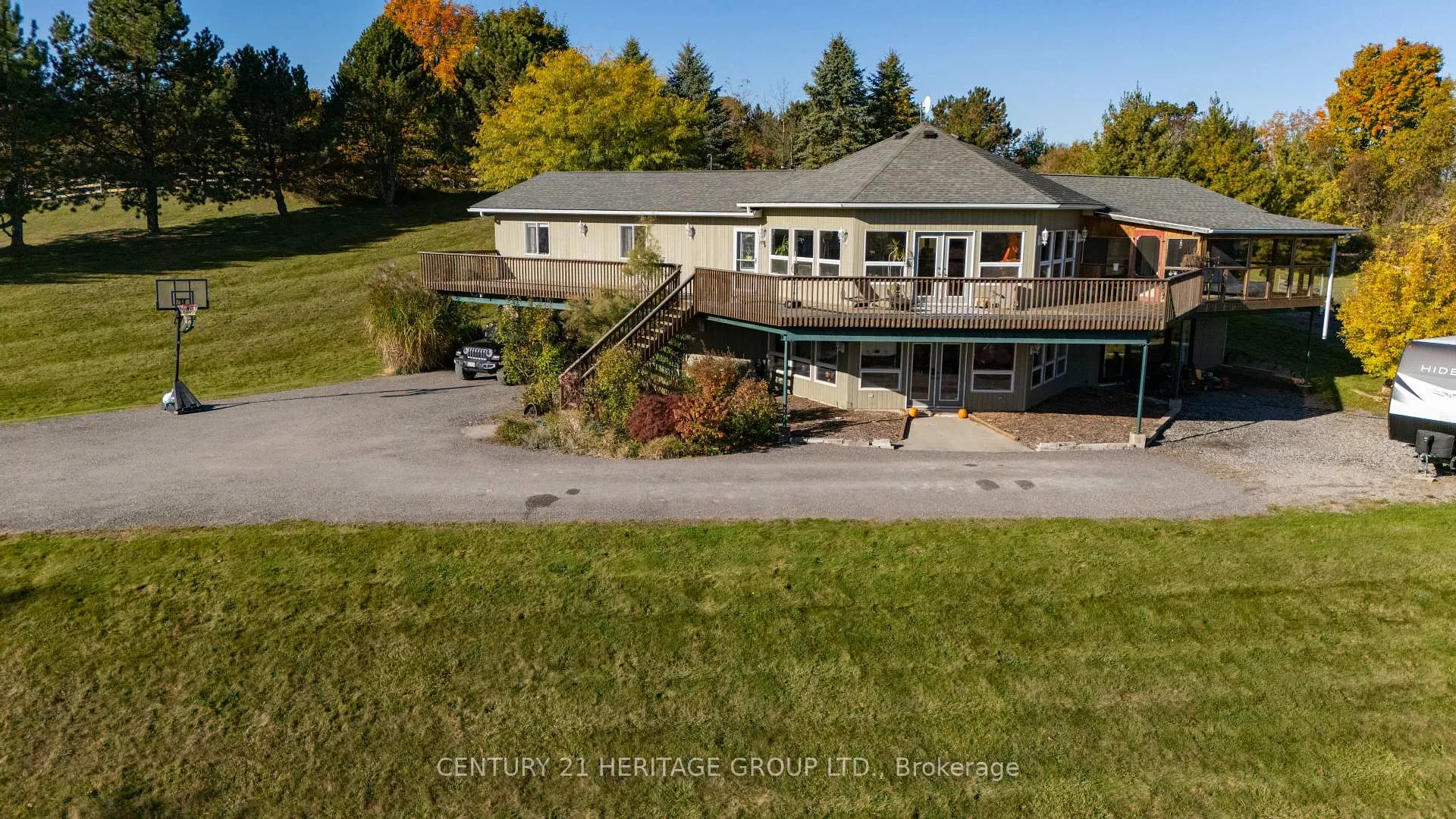 Photo 3 of 5800 17th Sideroad, King, Schomberg — HOMEH
