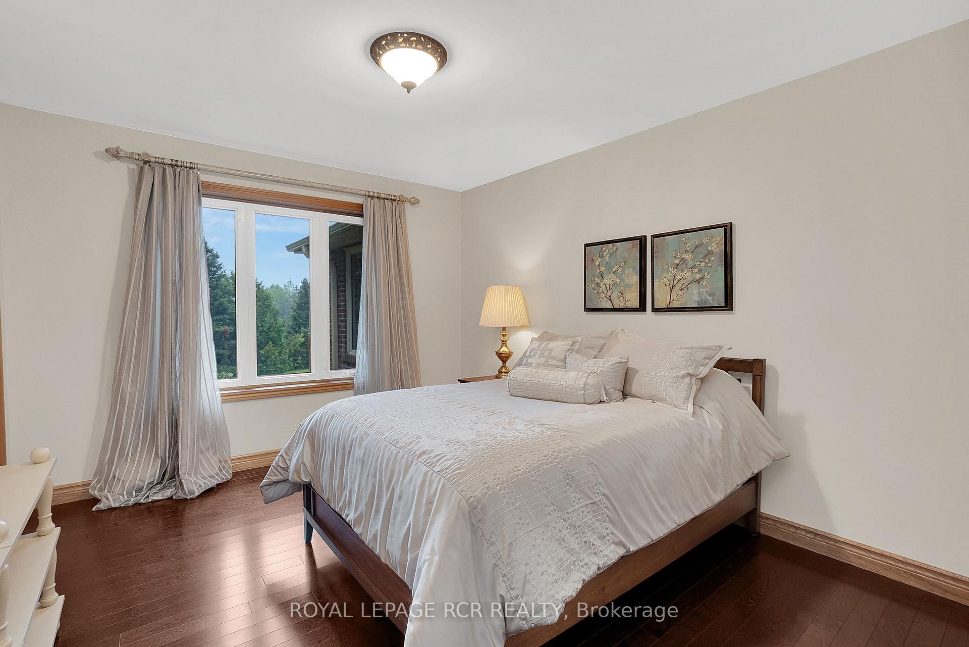 Photo 19 of 10989 Halls Lake Side Road, Caledon, Palgrave — HOMEH