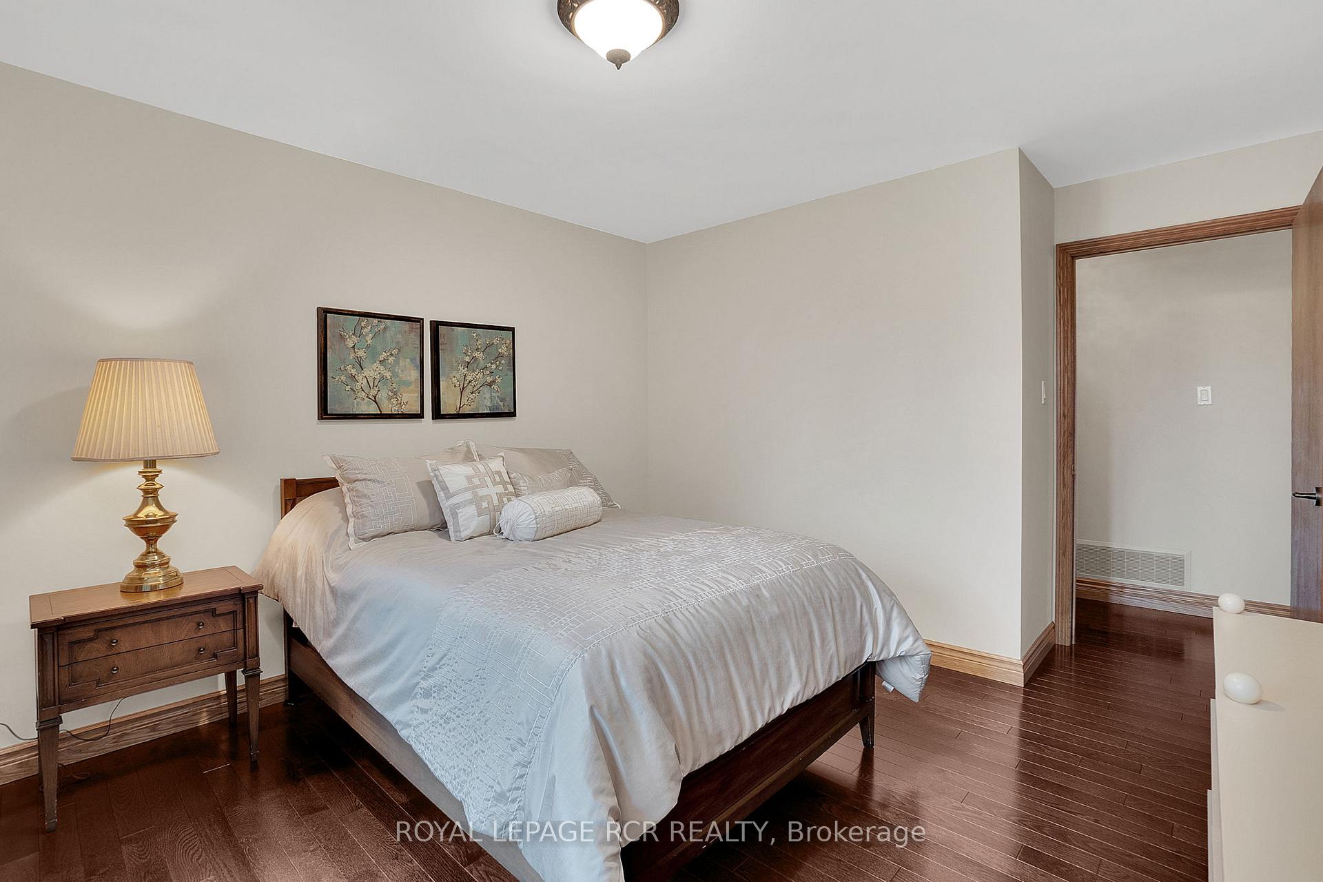 Photo 13 of 10989 Halls Lake Side Road, Caledon, Palgrave — HOMEH