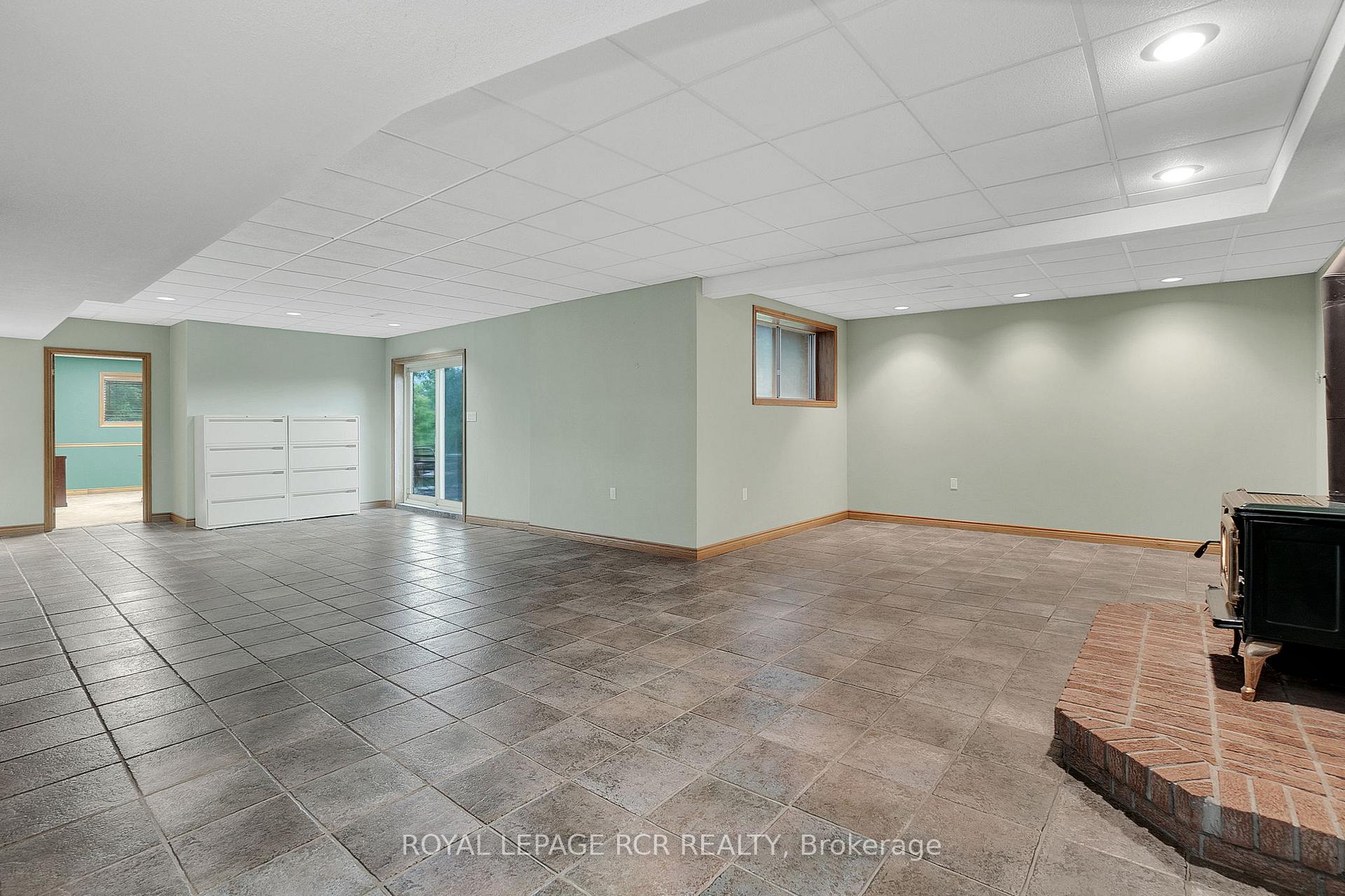Photo 41 of 10989 Halls Lake Side Road, Caledon, Palgrave — HOMEH