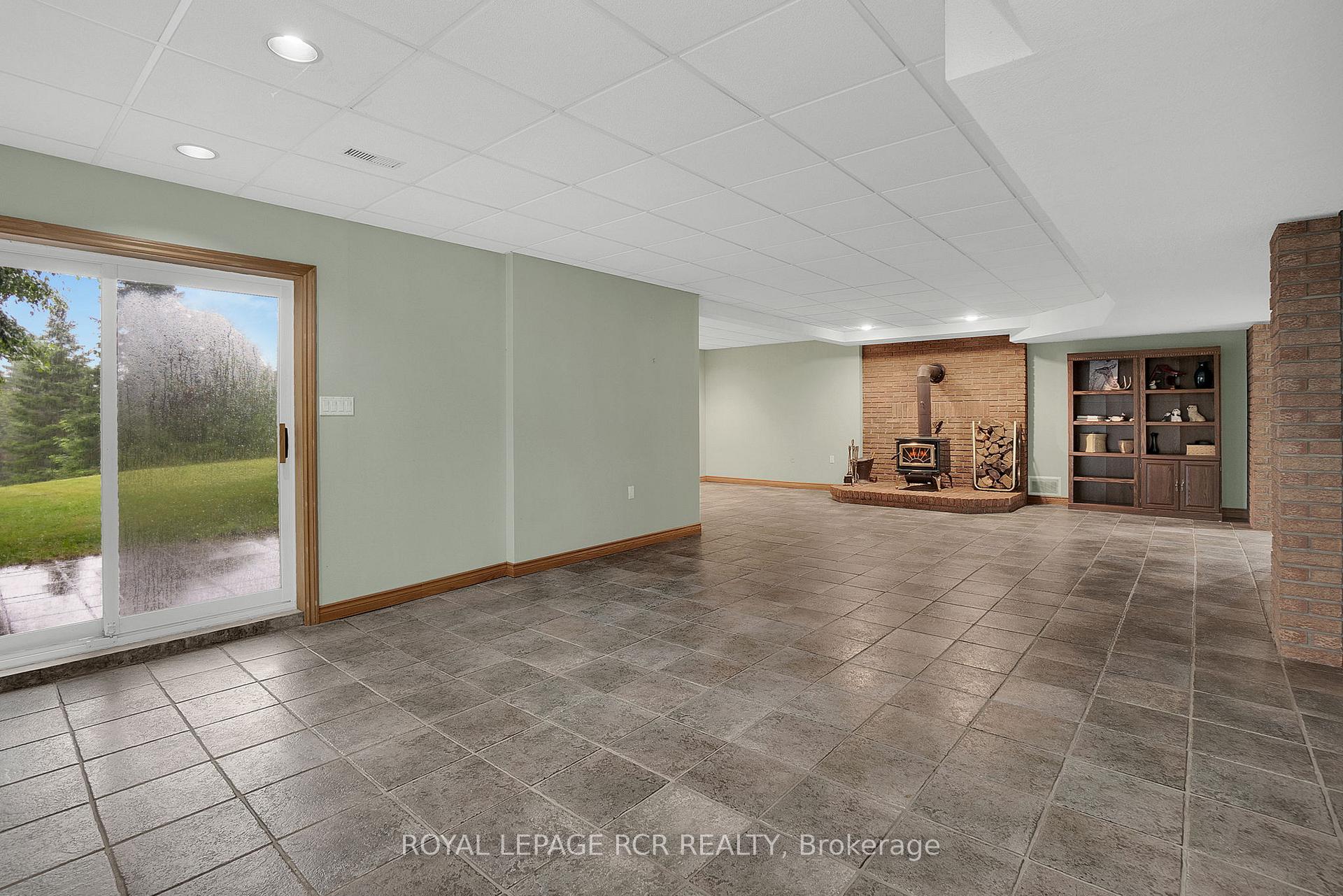Photo 43 of 10989 Halls Lake Side Road, Caledon, Palgrave — HOMEH