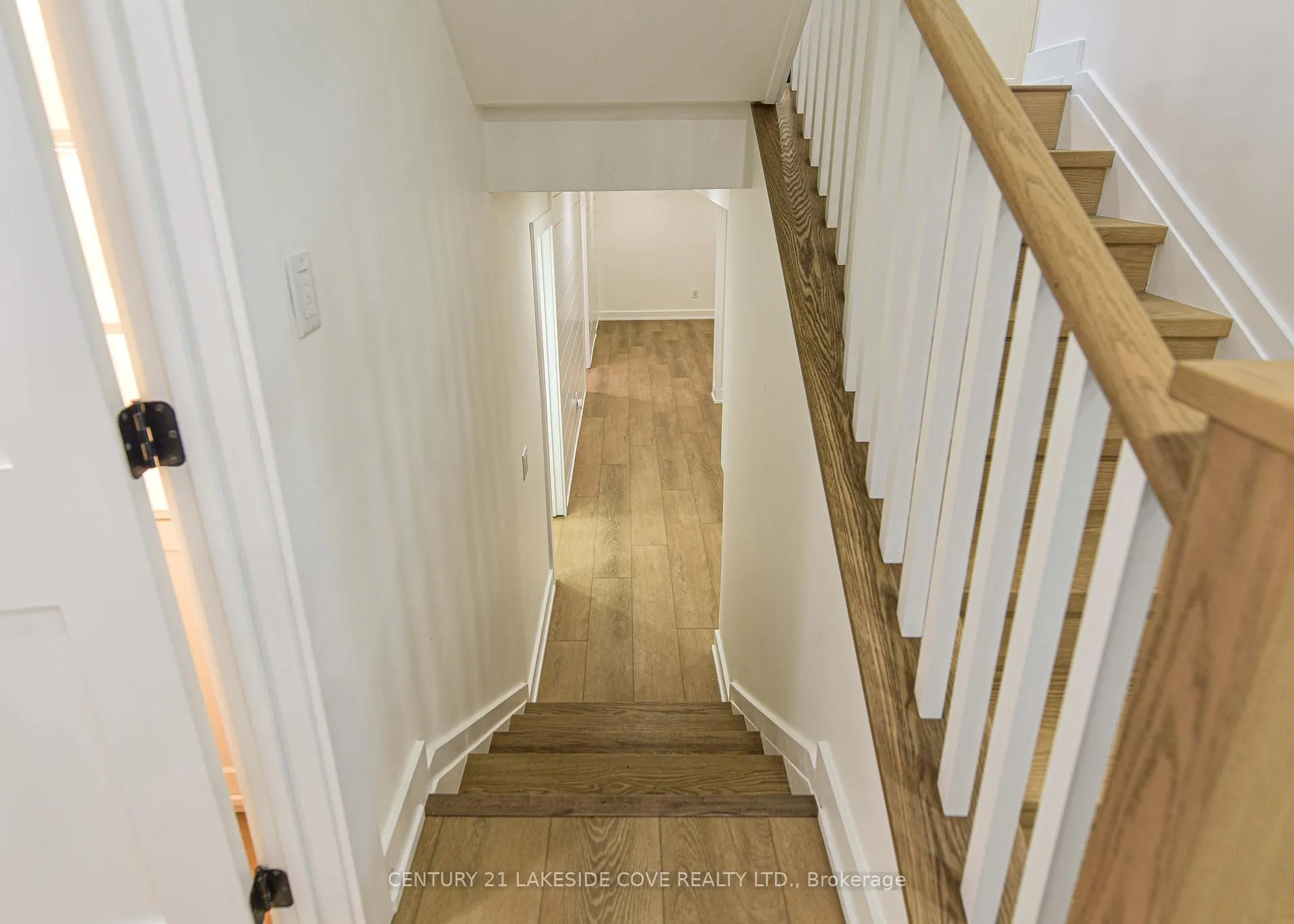 Photo 23 of 6 Thicketwood Place, Ramara, Brechin — HOMEH