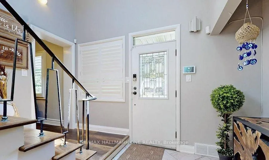 Photo 3 of 6077 Corwin Avenue, Niagara Falls, Dorchester — HOMEH
