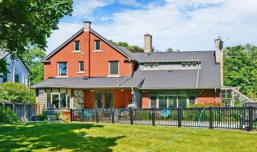 Photo 39 of 6077 Corwin Avenue, Niagara Falls, Dorchester — HOMEH