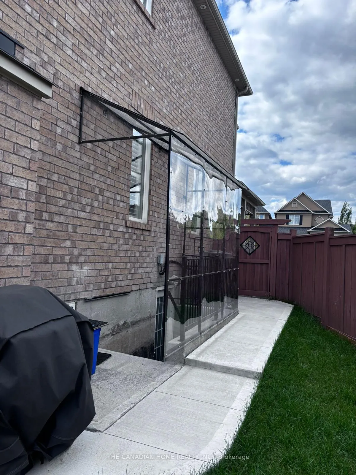 Photo 10 of 482 Pringle Avenue, Milton, Scott — HOMEH