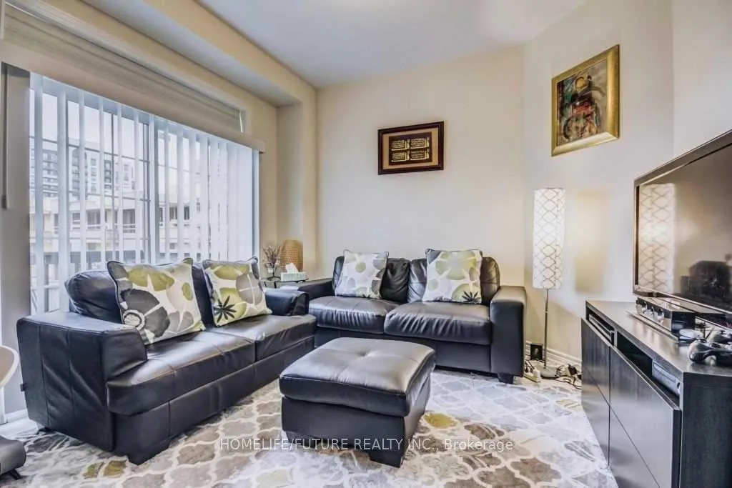Photo 11 of 89 Hammersly Boulevard, Markham, Wismer — HOMEH