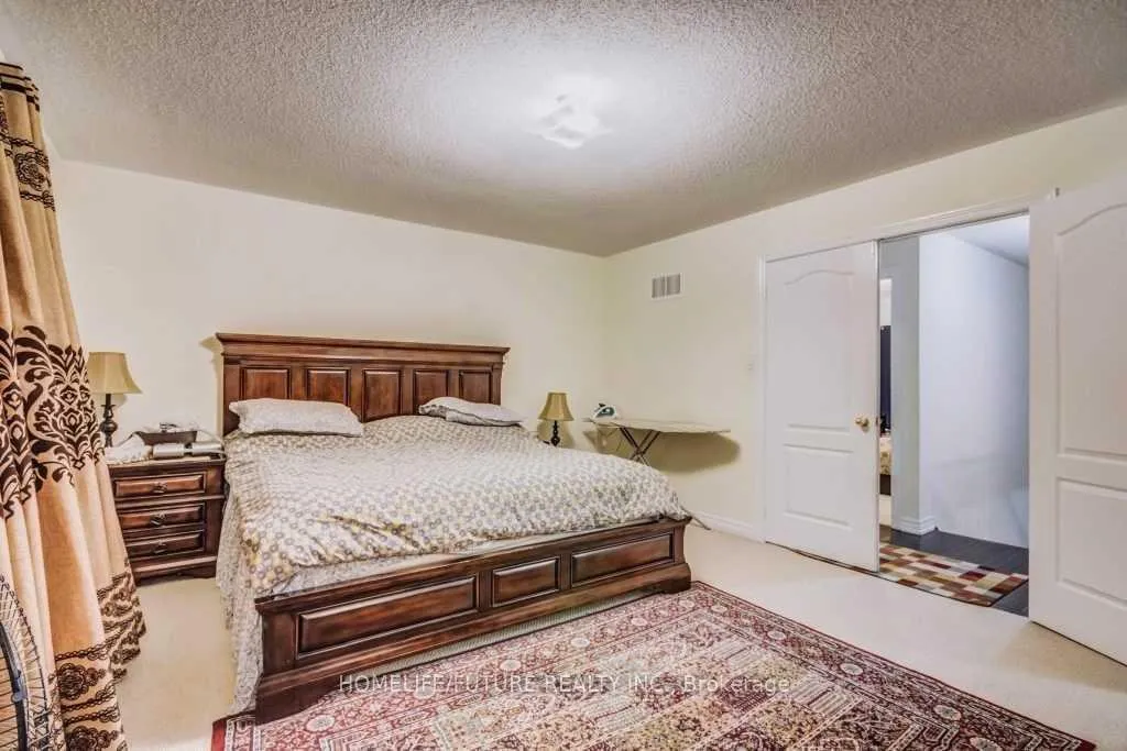 Photo 13 of 89 Hammersly Boulevard, Markham, Wismer — HOMEH