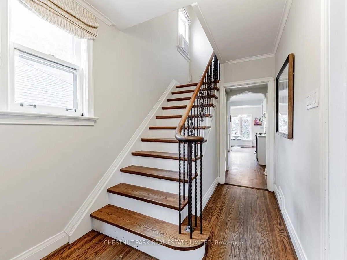 Photo 5 of 29 Glenvale Boulevard, Toronto, Leaside — HOMEH