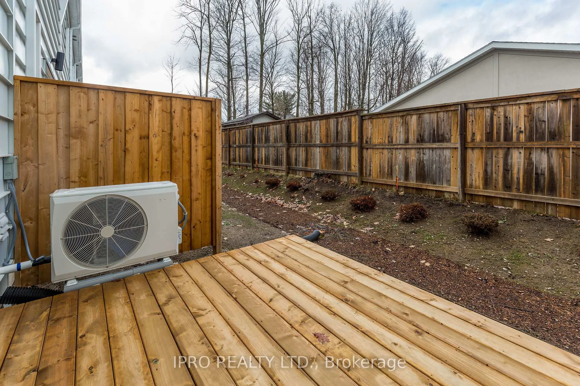 Photo 30 of 150 Athabaska Road, Barrie, Holly — HOMEH