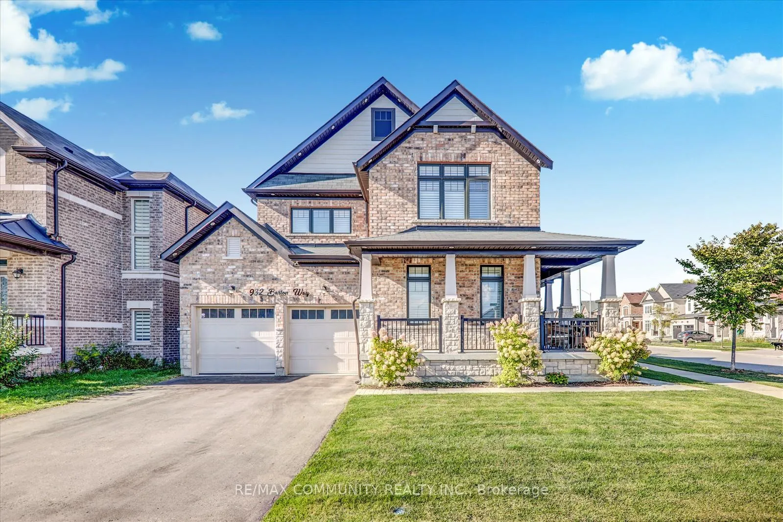 Photo 4 of 932 Barton Way, Innisfil, Rural Innisfil — HOMEH