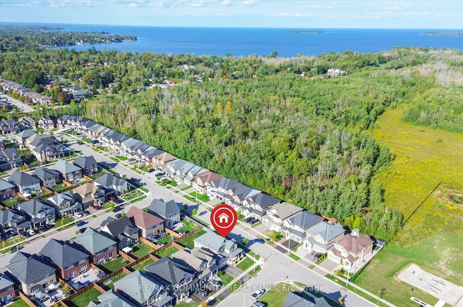 Photo 47 of 932 Barton Way, Innisfil, Rural Innisfil — HOMEH