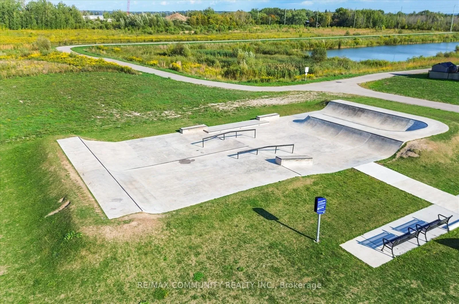 Photo 50 of 932 Barton Way, Innisfil, Rural Innisfil — HOMEH