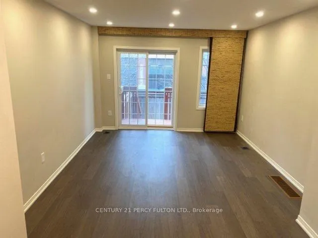 Photo 4 of 58 Eastern skies Way, Markham, Wismer — HOMEH