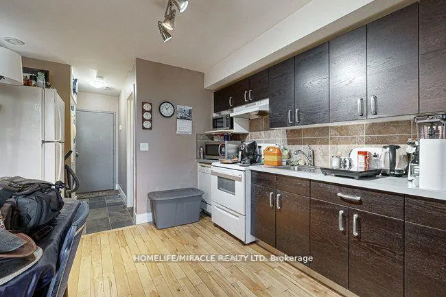 Photo 21 of 807-809 King Street E, Hamilton, Gibson — HOMEH