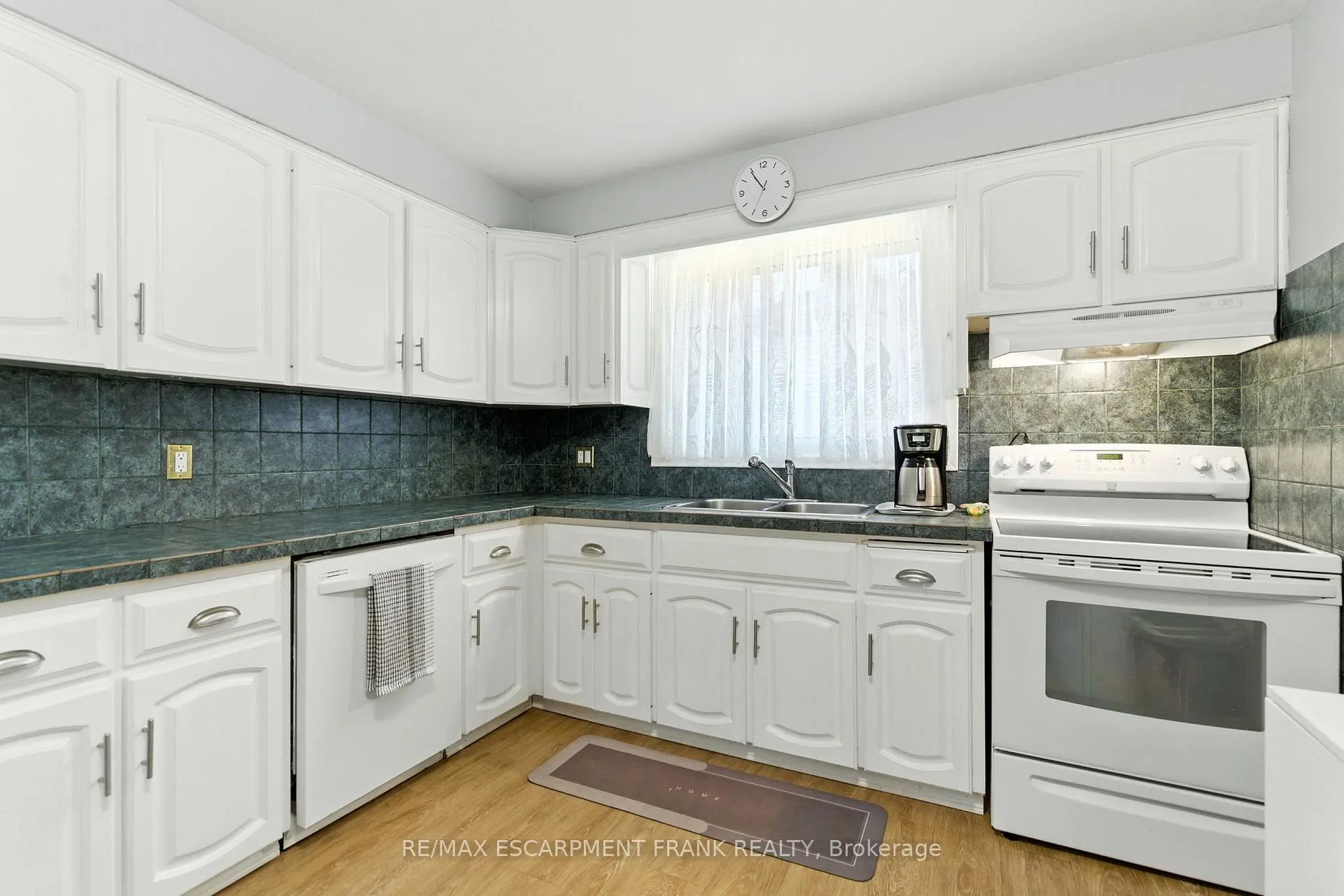 Photo 16 of 226 Carson Drive, Hamilton, Lisgar — HOMEH
