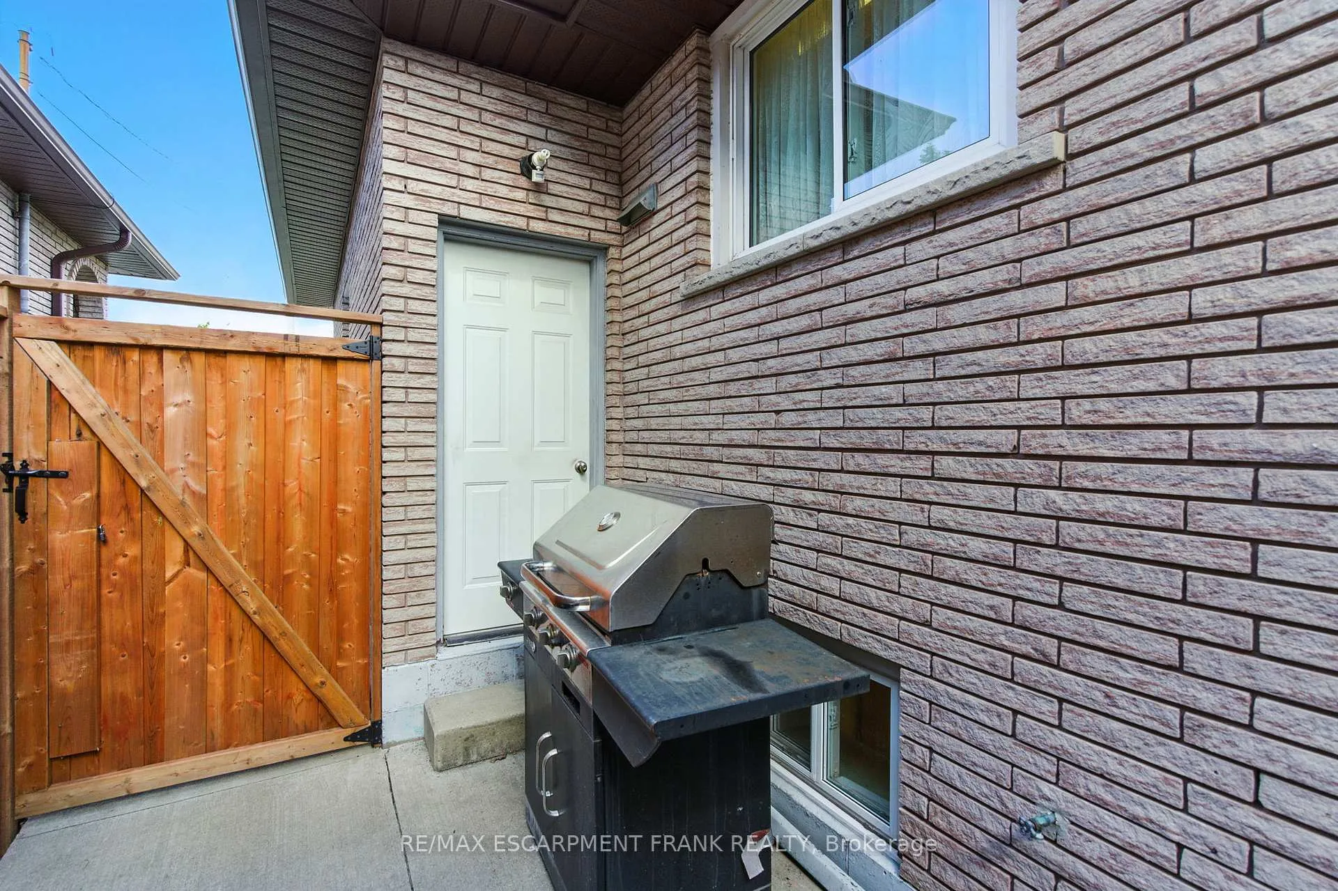 Photo 36 of 226 Carson Drive, Hamilton, Lisgar — HOMEH