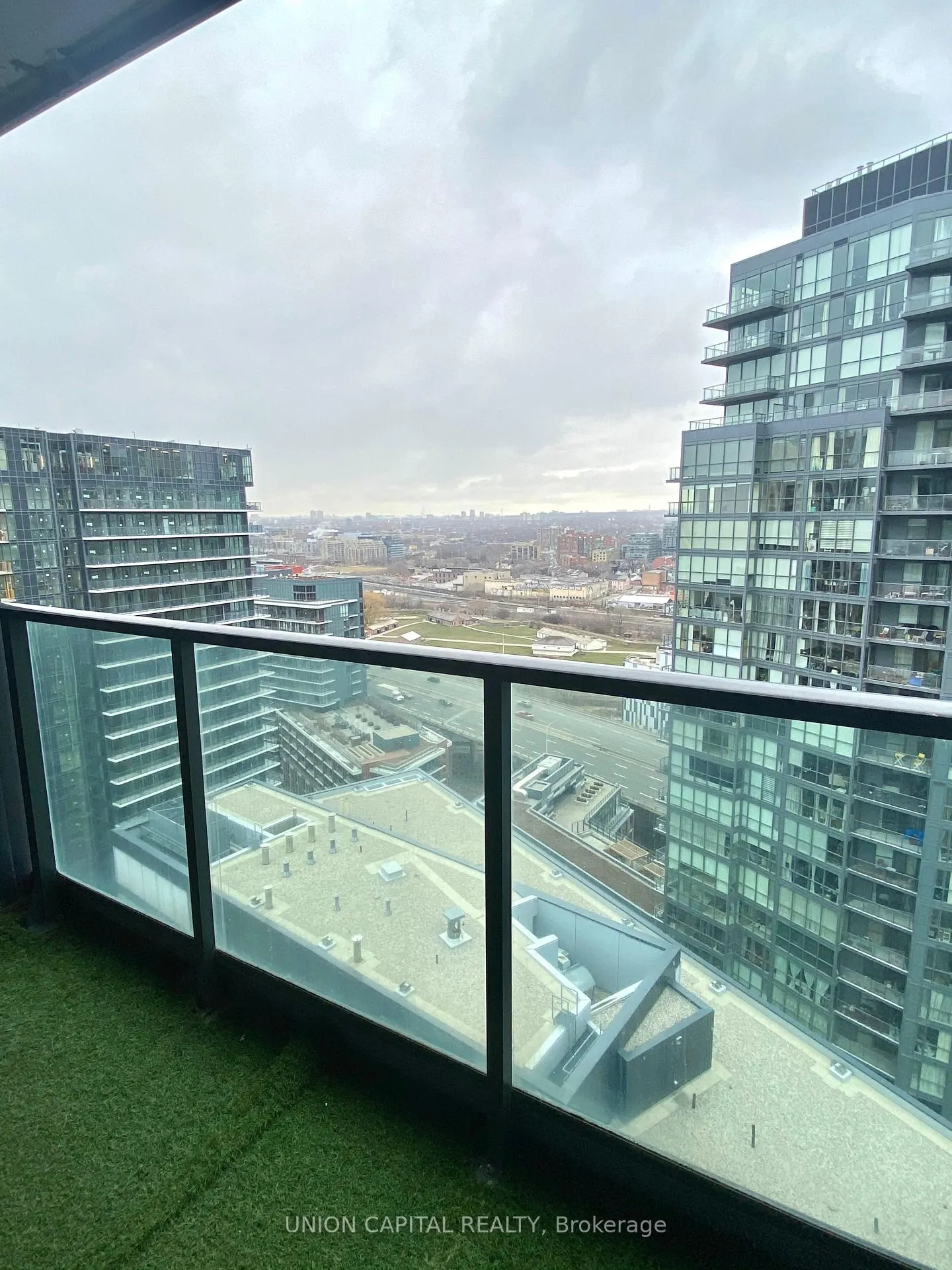 Photo 9 of Unit 2611, 600 Fleet Street, Toronto, Niagara — HOMEH