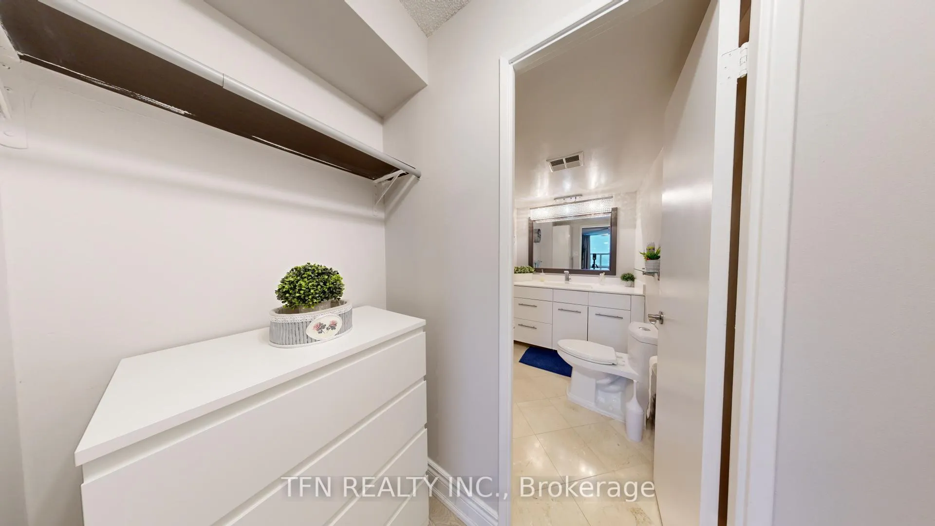 Photo 20 of Unit 1105, 60 Inverlochy Boulevard, Markham, Royal Orchard — HOMEH