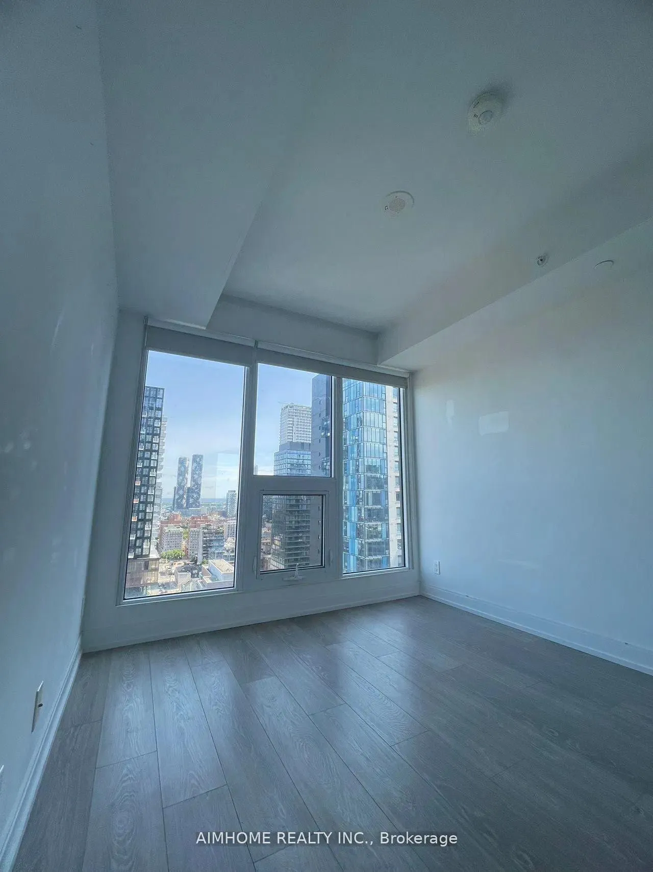 Photo 13 of Unit 2609, 181 Dundas Street E, Toronto, Waterfront Communities — HOMEH