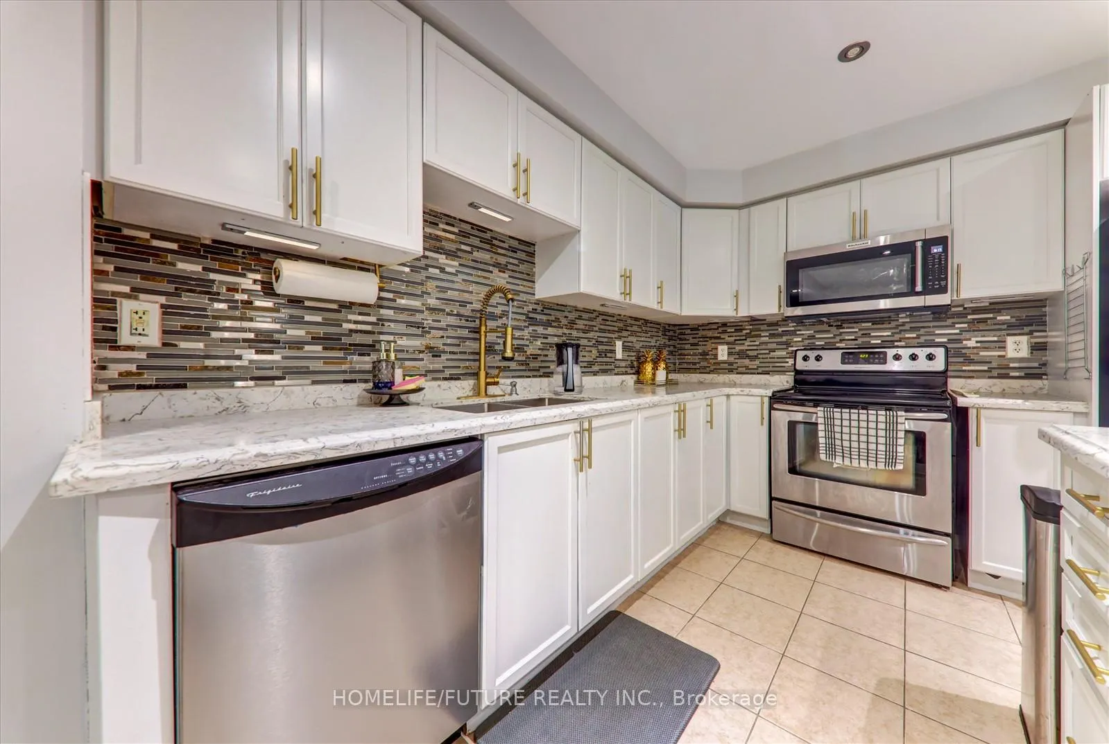 Photo 15 of Unit Main & 2nd, 70 Tozer Crescent, Ajax, Northwest Ajax — HOMEH