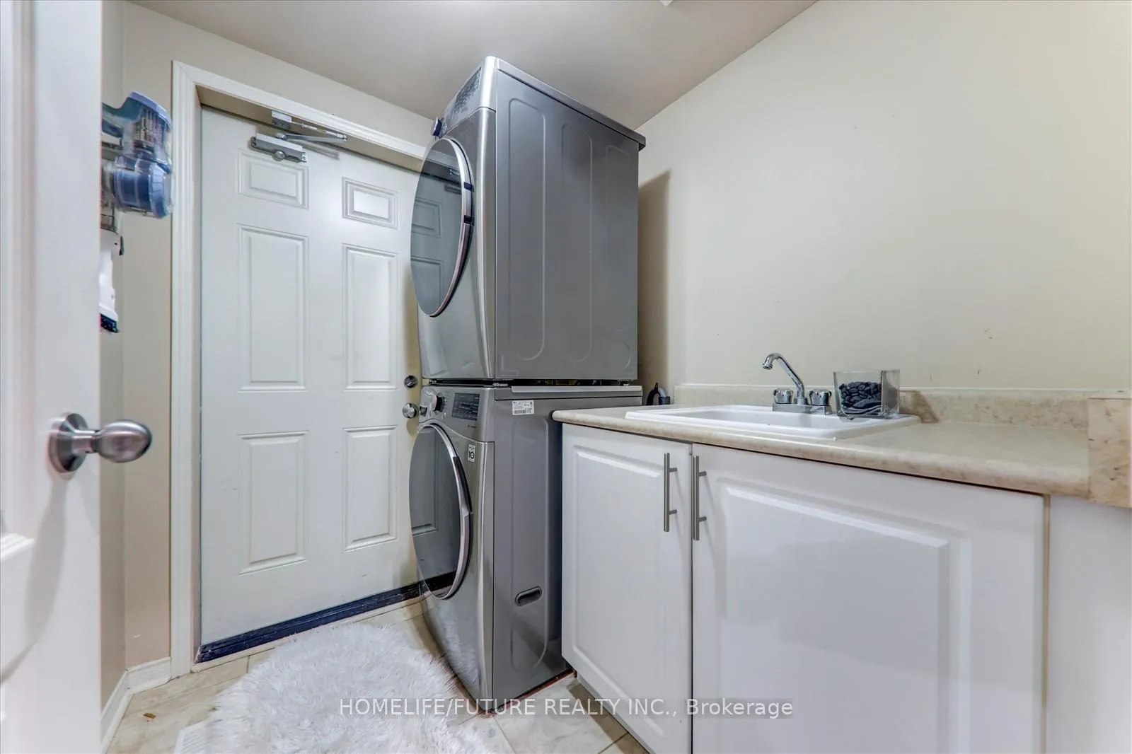 Photo 20 of Unit Main & 2nd, 70 Tozer Crescent, Ajax, Northwest Ajax — HOMEH