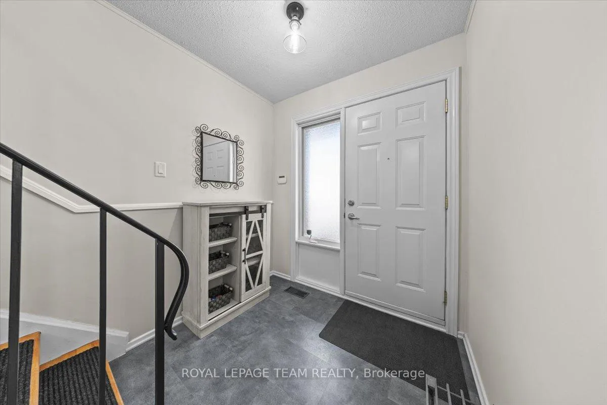 Photo 3 of Unit 221, 3310 Southgate Road, Ottawa, South Keys — HOMEH