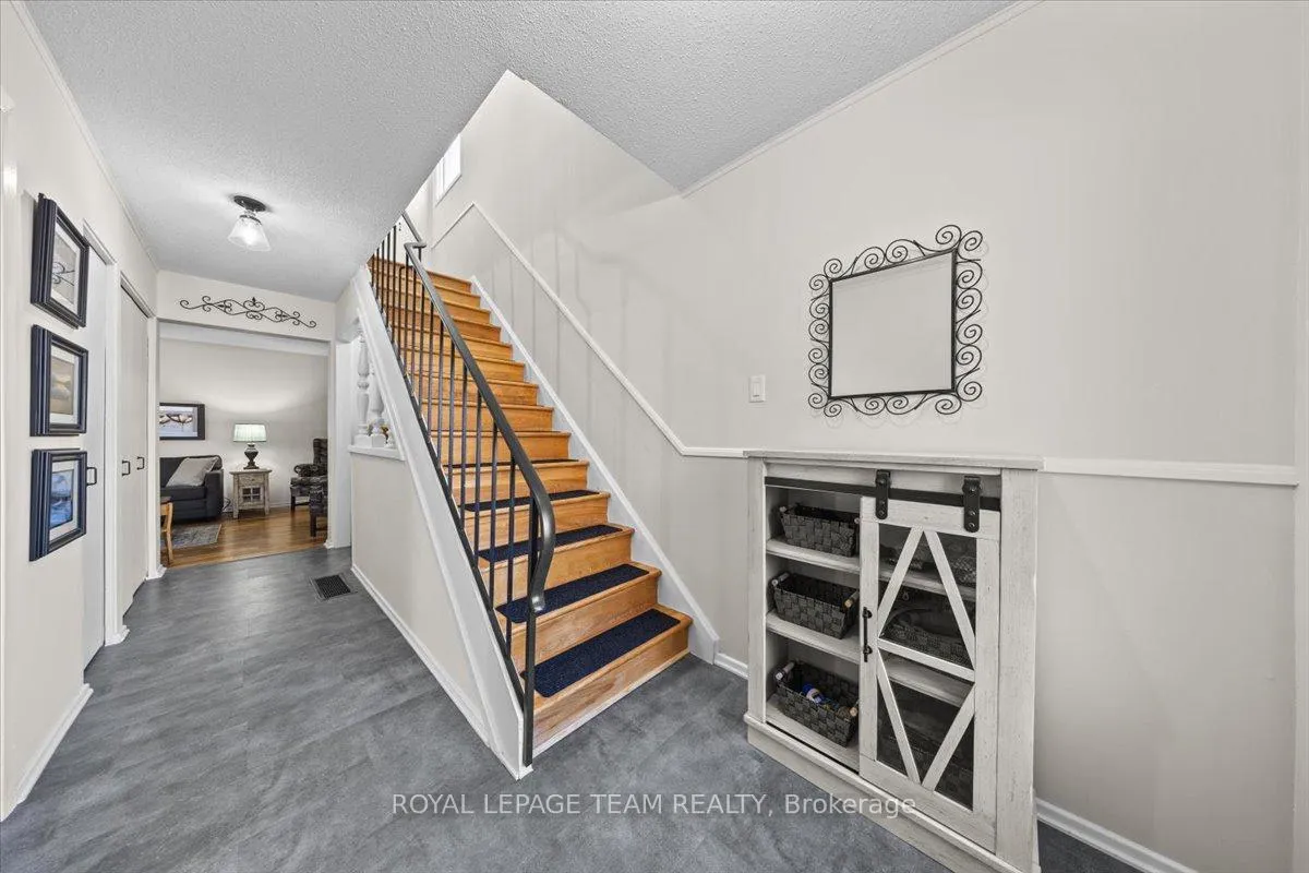 Photo 4 of Unit 221, 3310 Southgate Road, Ottawa, South Keys — HOMEH