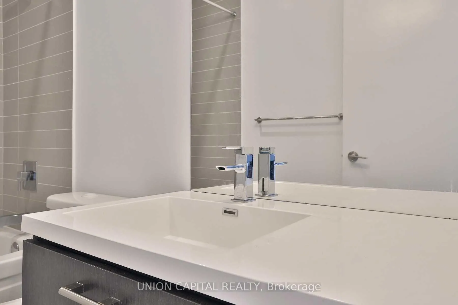 Photo 8 of Unit 1909, 87 Peter Street, Toronto, Waterfront Communities — HOMEH