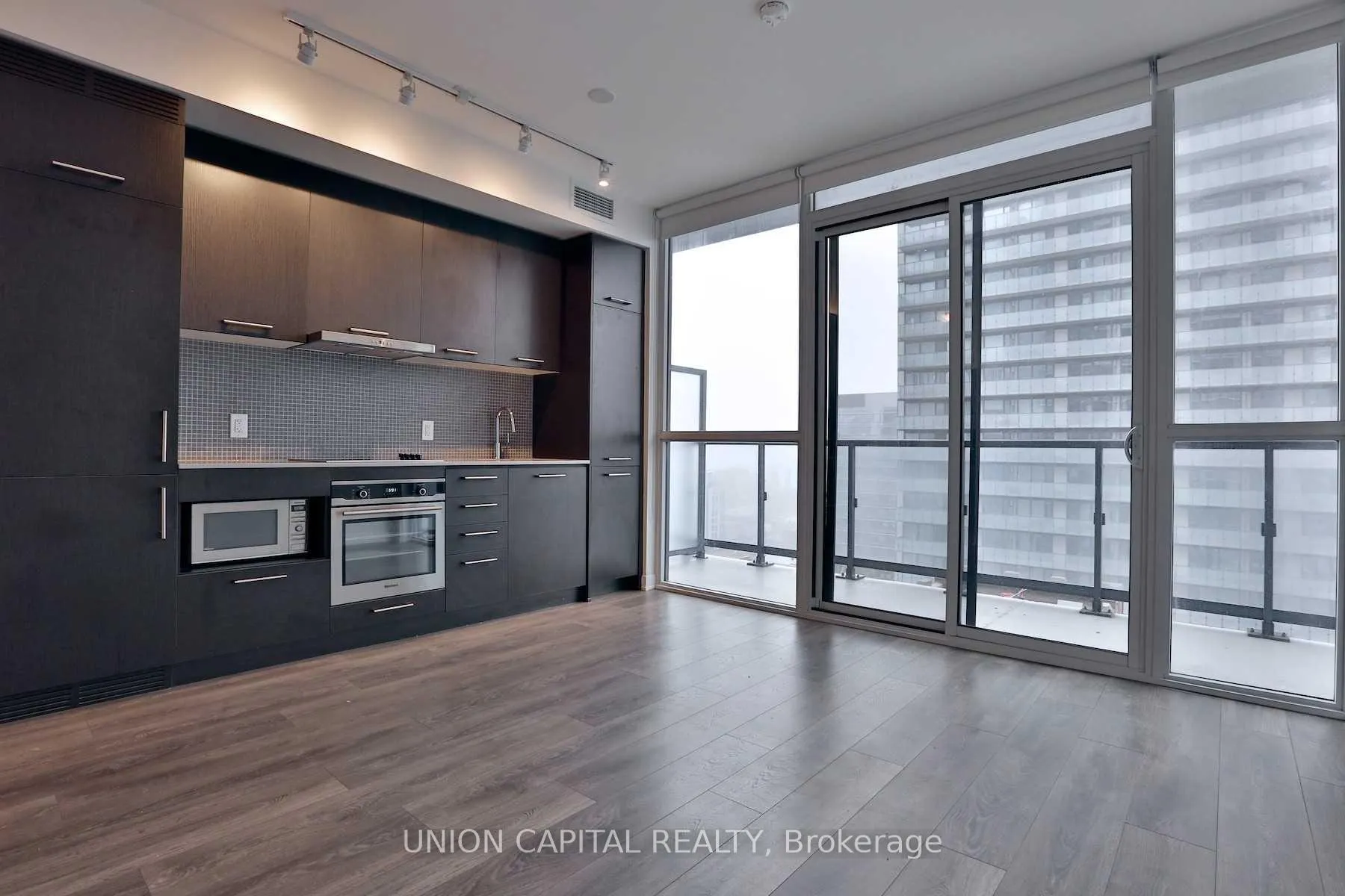 Photo 10 of Unit 1909, 87 Peter Street, Toronto, Waterfront Communities — HOMEH