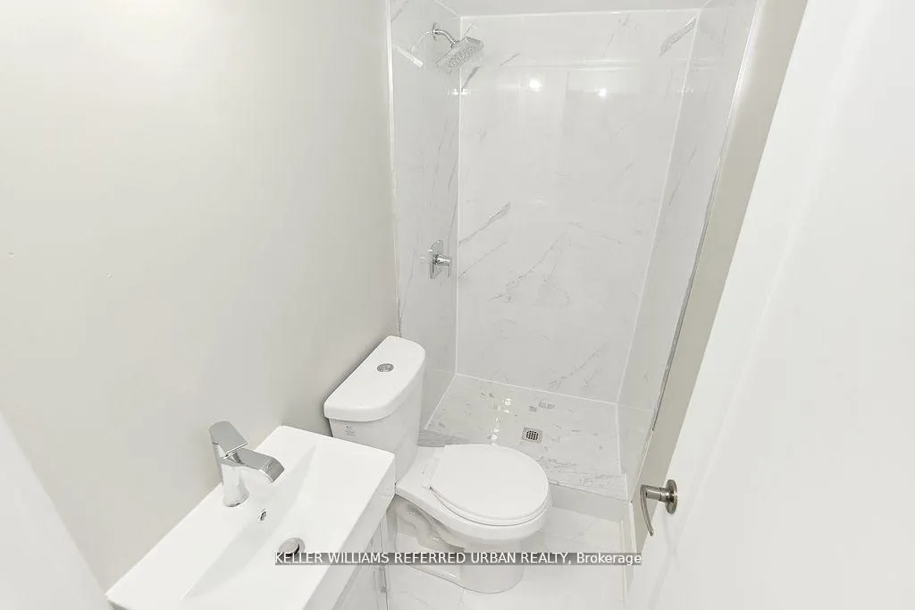 Photo 10 of Unit Upper, 911 Dovercourt Road, Toronto, Palmerston-Little Italy — HOMEH