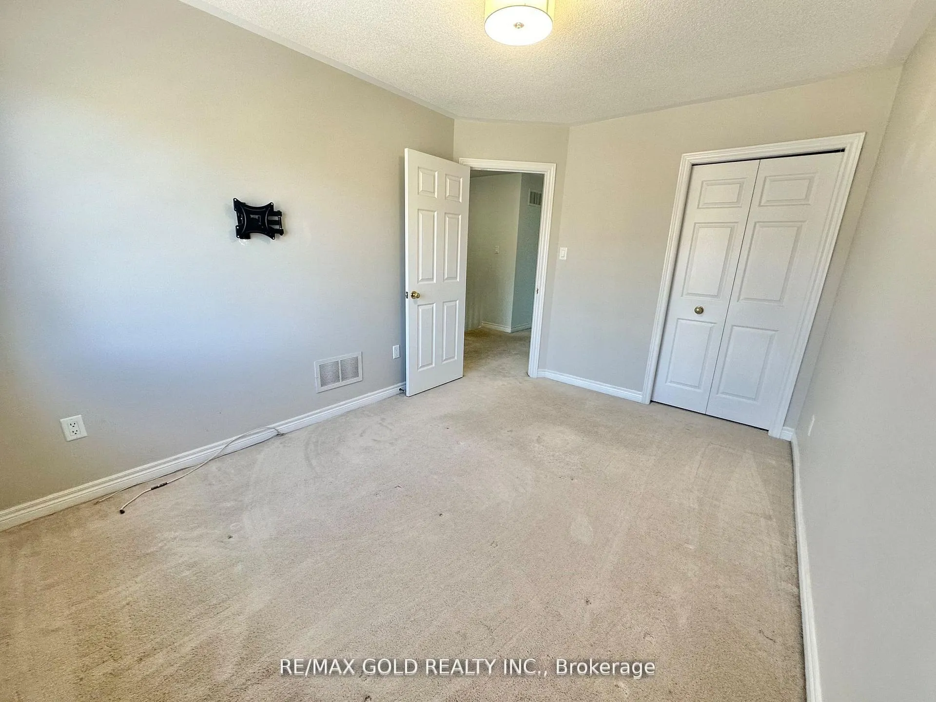 Photo 24 of 1413 Costigan Road, Milton, Clarke — HOMEH