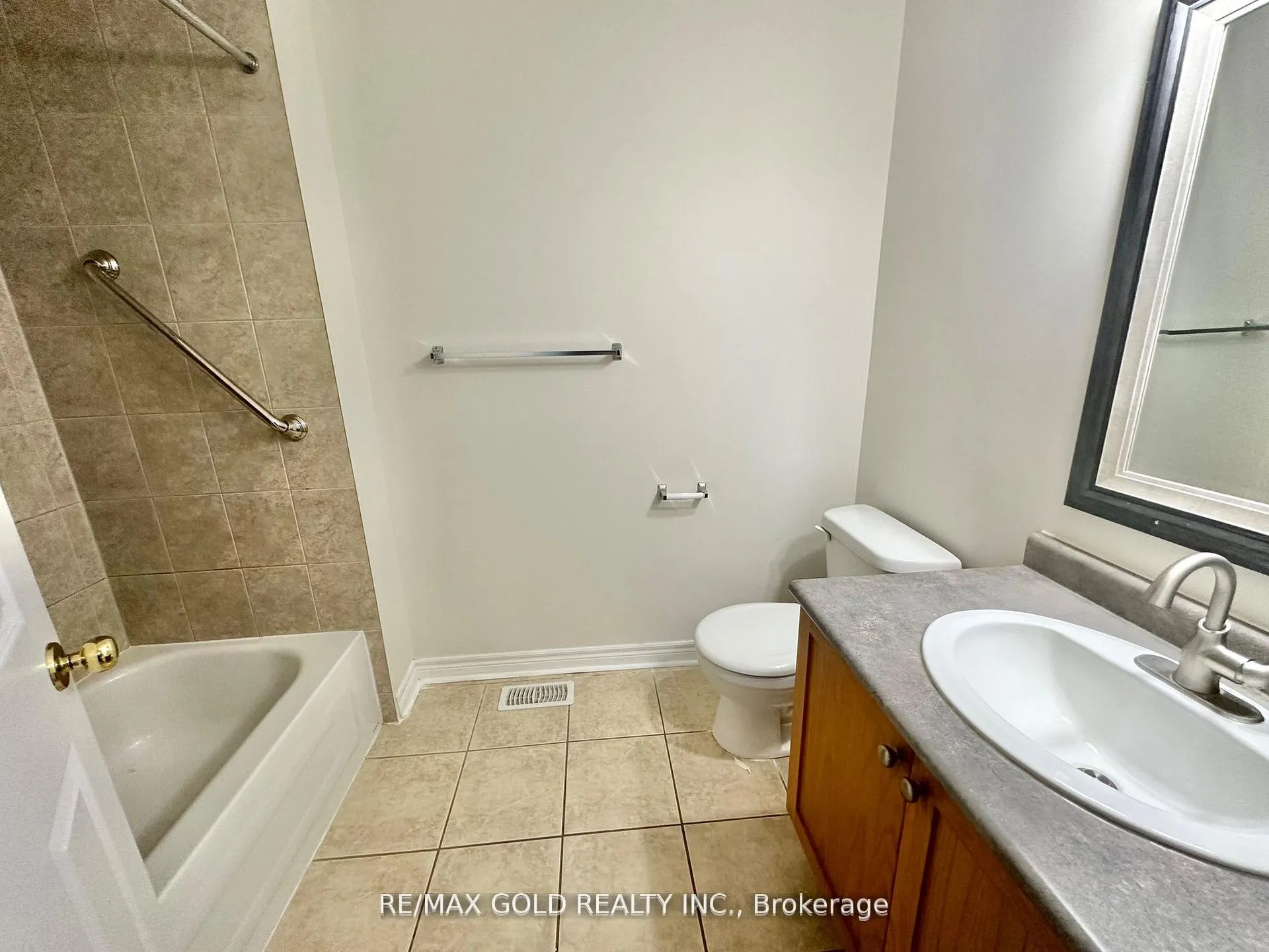 Photo 28 of 1413 Costigan Road, Milton, Clarke — HOMEH