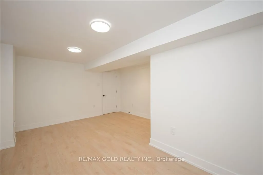 Photo 8 of Unit Bsmt, 54 Moxley Drive, Hamilton, Lisgar — HOMEH