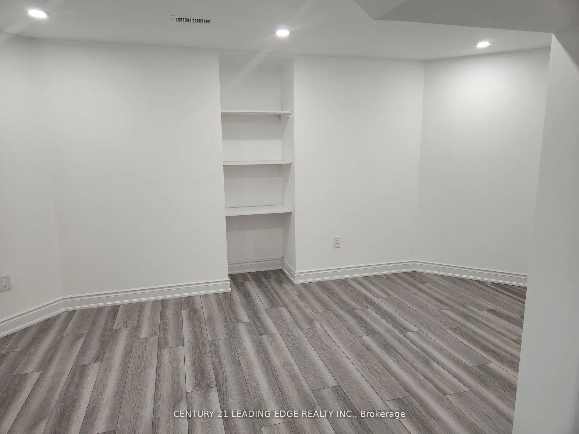 Photo 14 of Unit BSMT, 48 Temple West Crescent, Ajax, Northwest Ajax — HOMEH