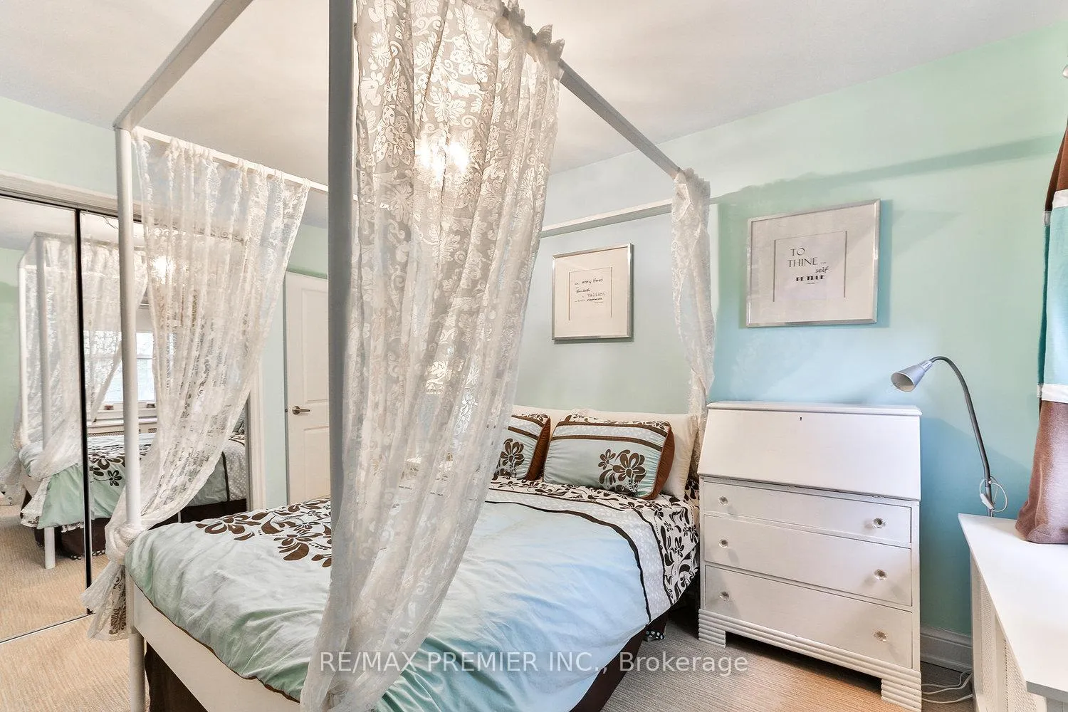 Photo 18 of 684 Eglinton Avenue E, Toronto, Leaside — HOMEH