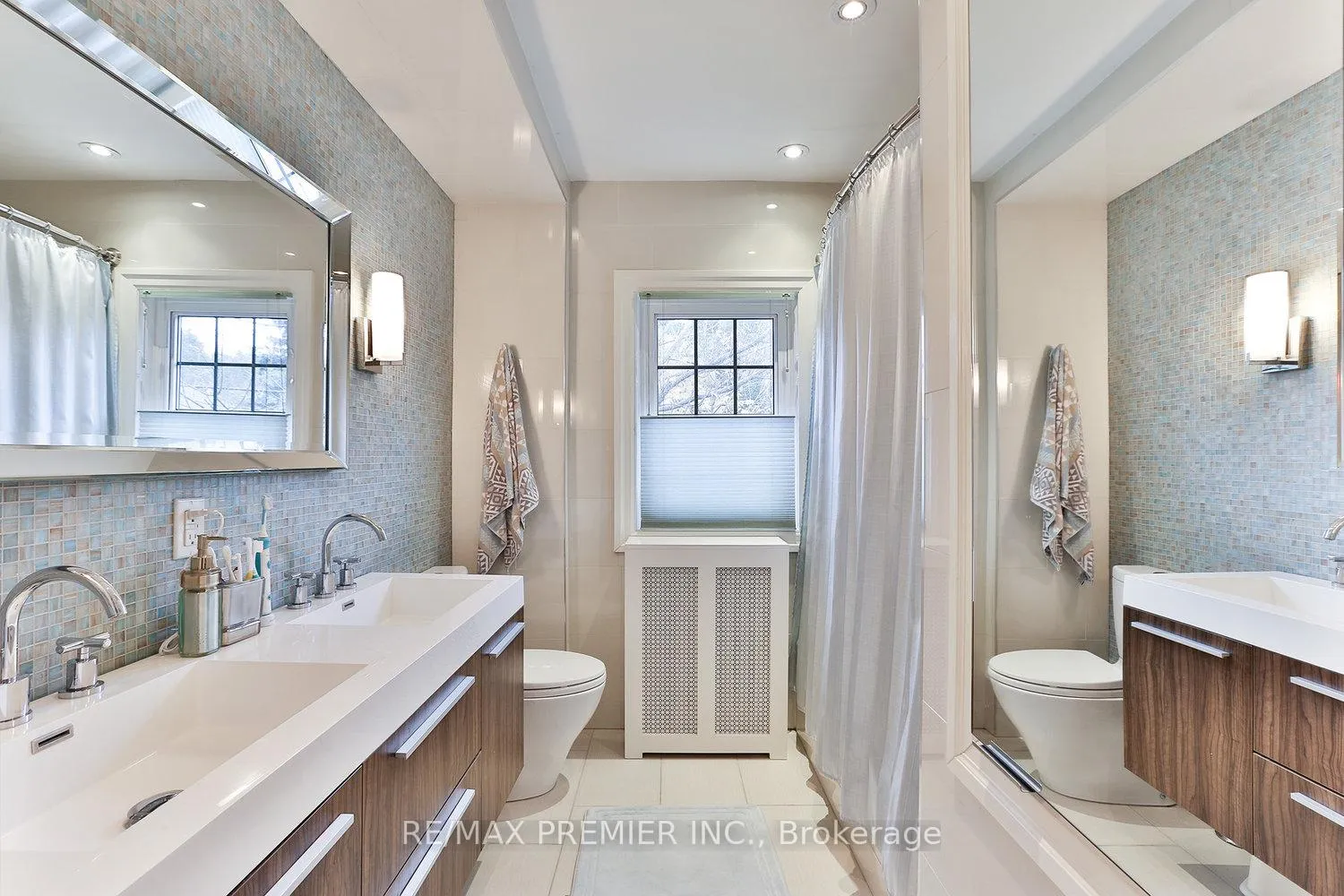 Photo 23 of 684 Eglinton Avenue E, Toronto, Leaside — HOMEH
