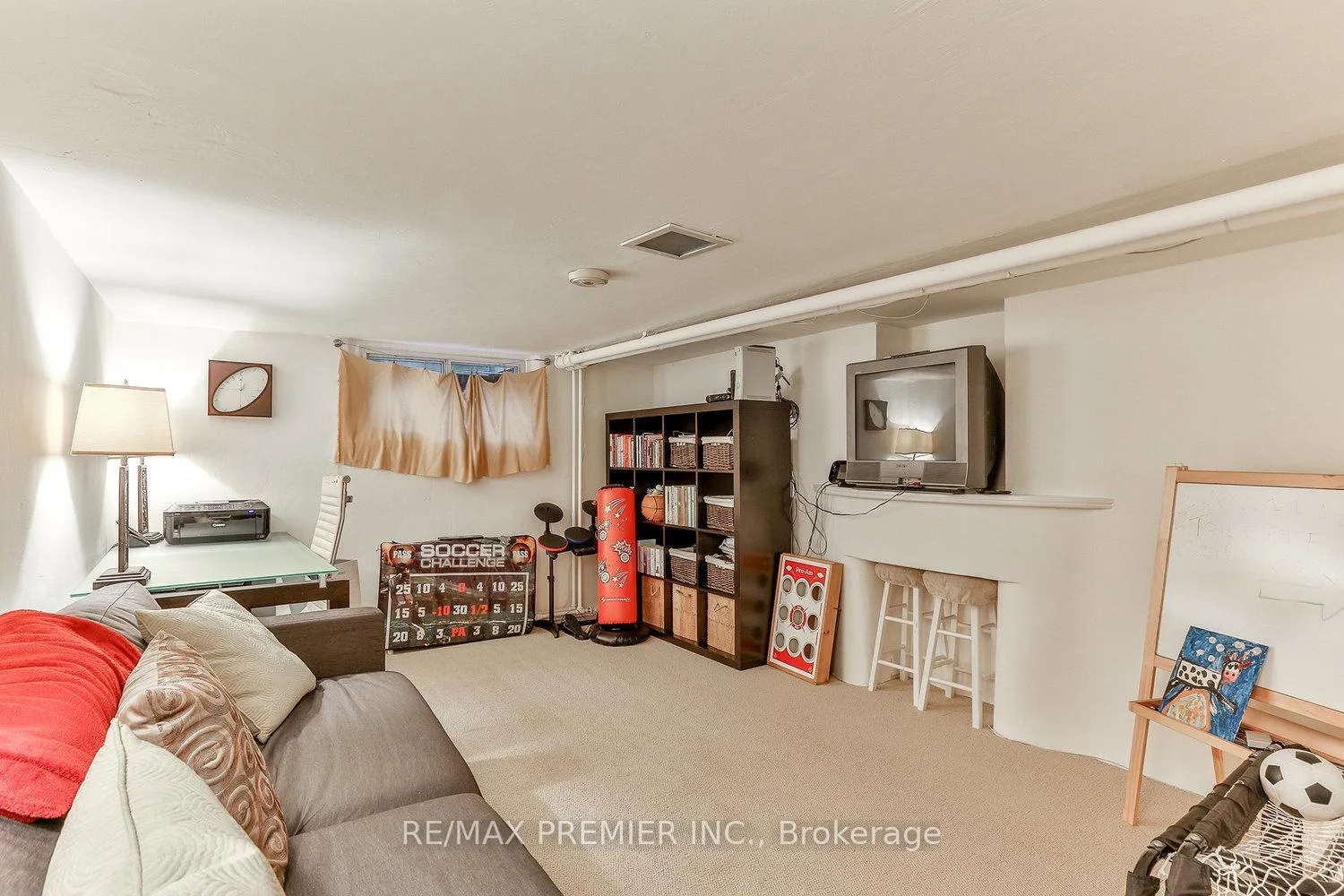 Photo 27 of 684 Eglinton Avenue E, Toronto, Leaside — HOMEH