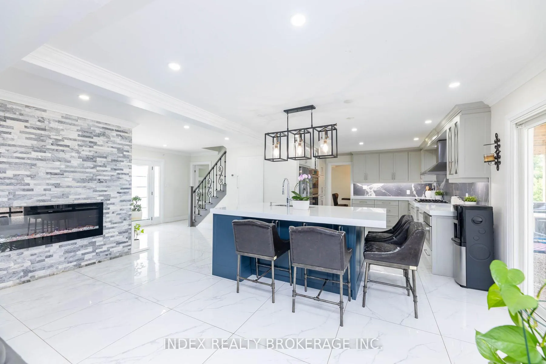 Photo 11 of 15277 Dixie Road, Caledon, Rural Caledon — HOMEH