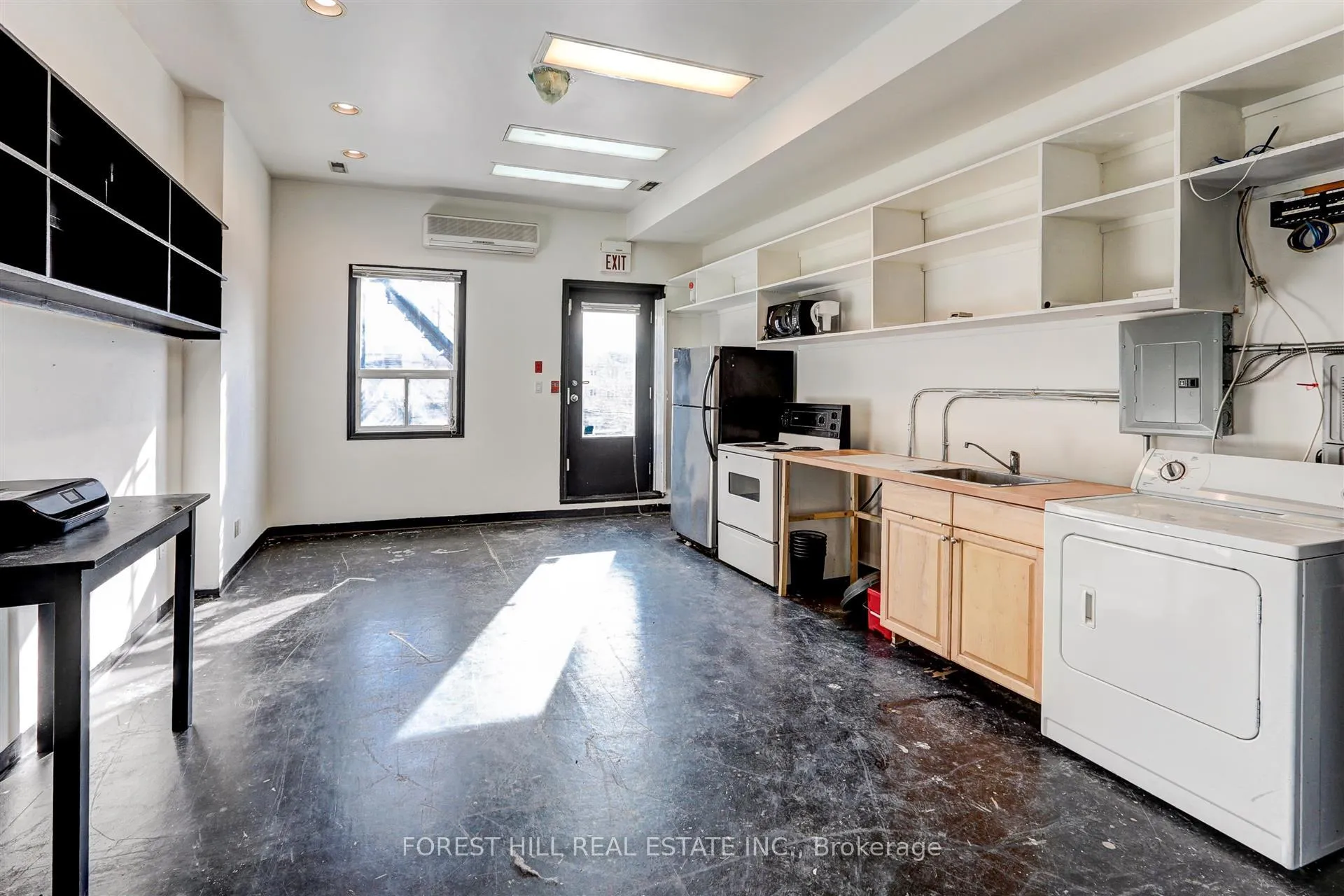 Photo 10 of Unit 2nd&3rd, 283 College Street, Toronto, Kensington-Chinatown — HOMEH
