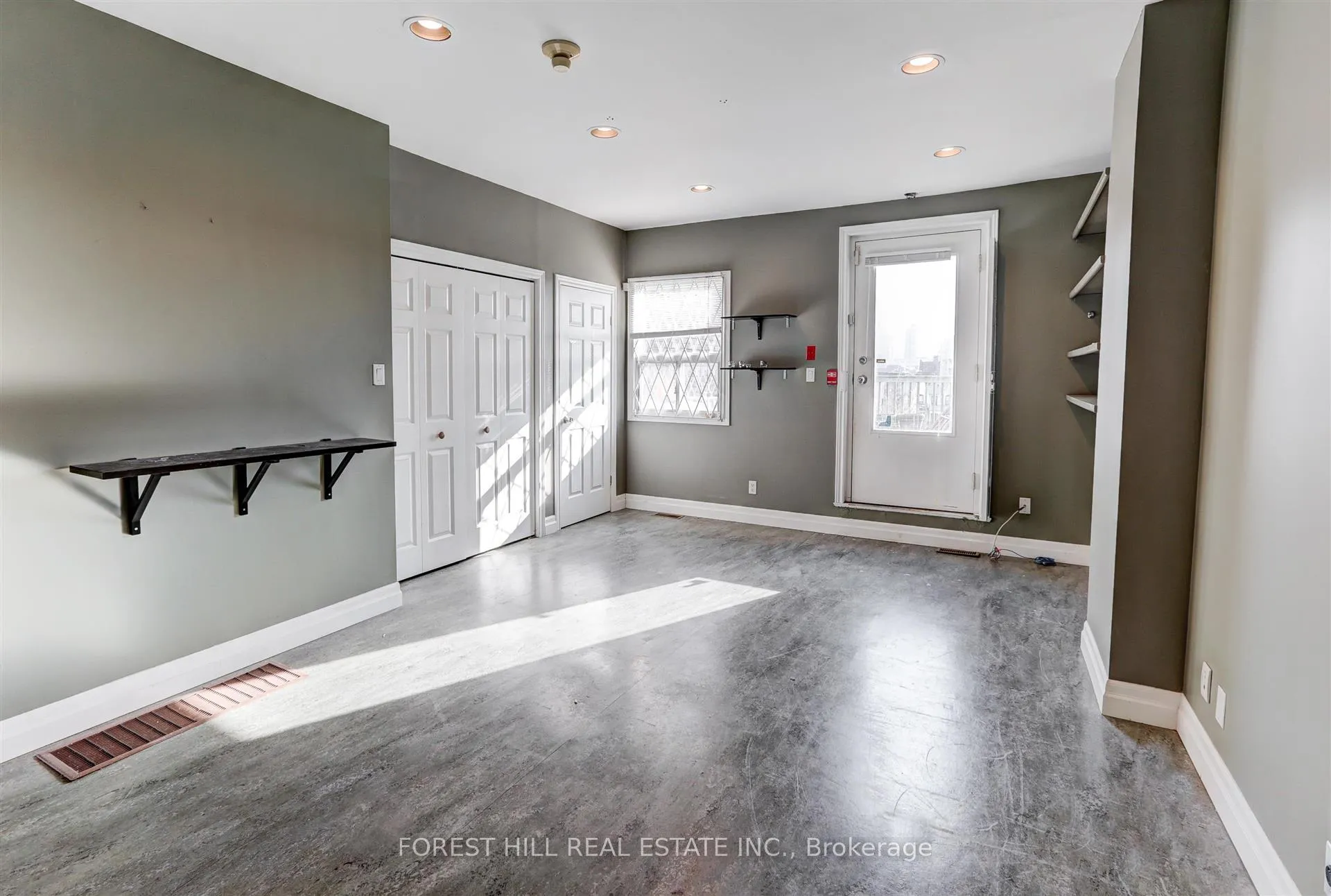 Photo 16 of Unit 2nd&3rd, 283 College Street, Toronto, Kensington-Chinatown — HOMEH