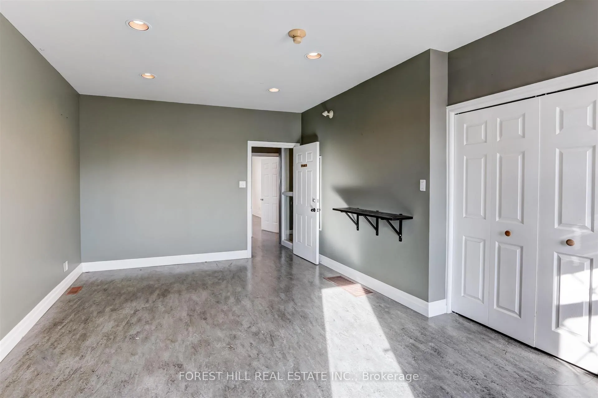 Photo 17 of Unit 2nd&3rd, 283 College Street, Toronto, Kensington-Chinatown — HOMEH