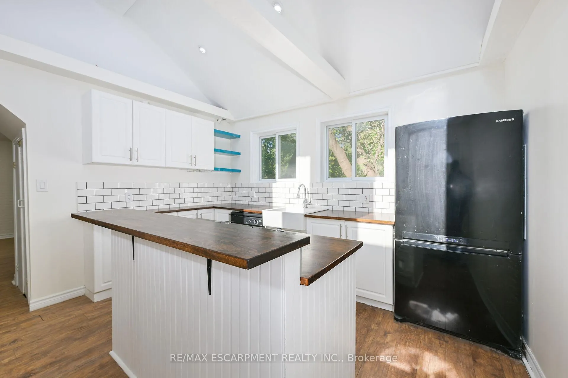 Photo 7 of 278 Hunter Street W, Hamilton, Kirkendall — HOMEH