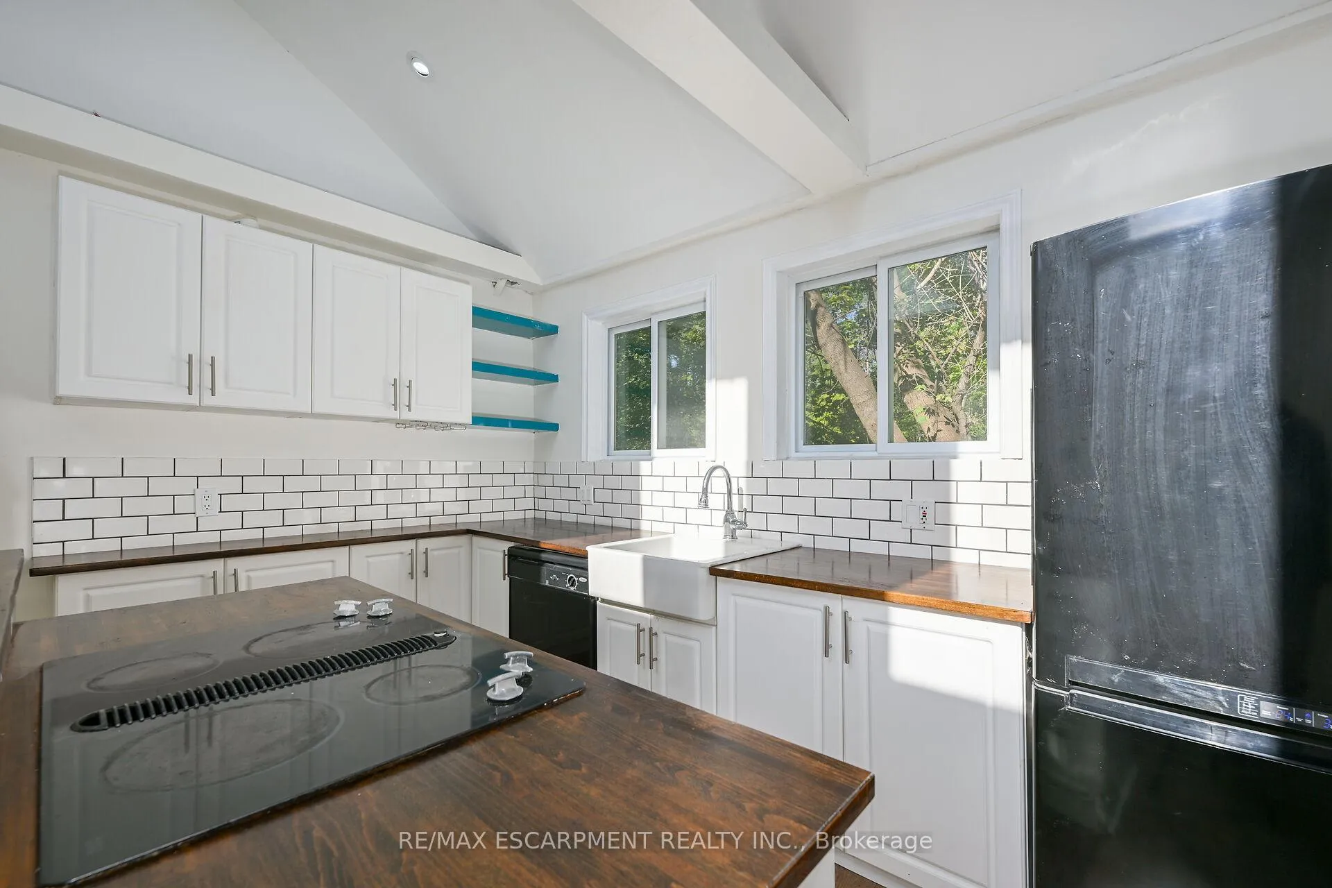 Photo 8 of 278 Hunter Street W, Hamilton, Kirkendall — HOMEH