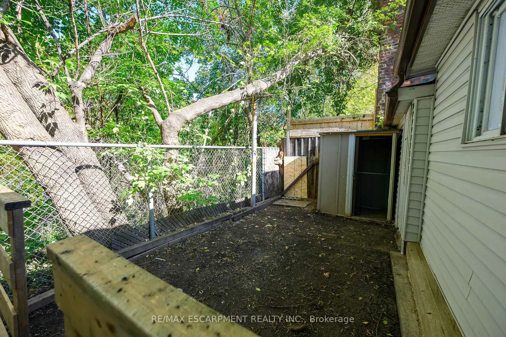 Photo 16 of 278 Hunter Street W, Hamilton, Kirkendall — HOMEH
